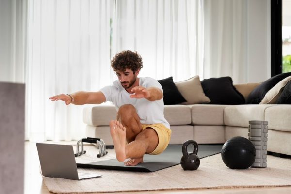 تجهیزات ورزشی برای تمرین در خانه