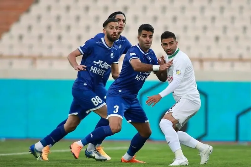 استقلال و پیکان