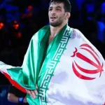 حسن یزدانی روی تشک