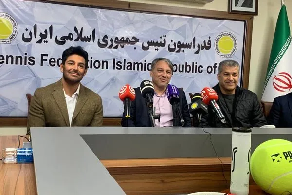 نقش گلزار در پدل بانوان